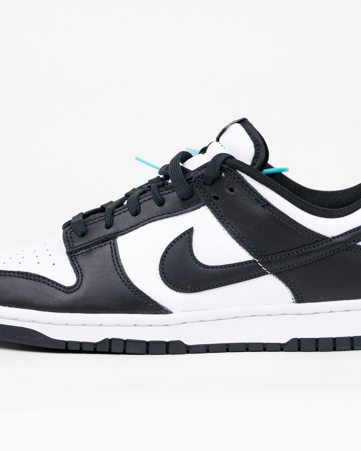 Nike Dunk Low Retro White Black