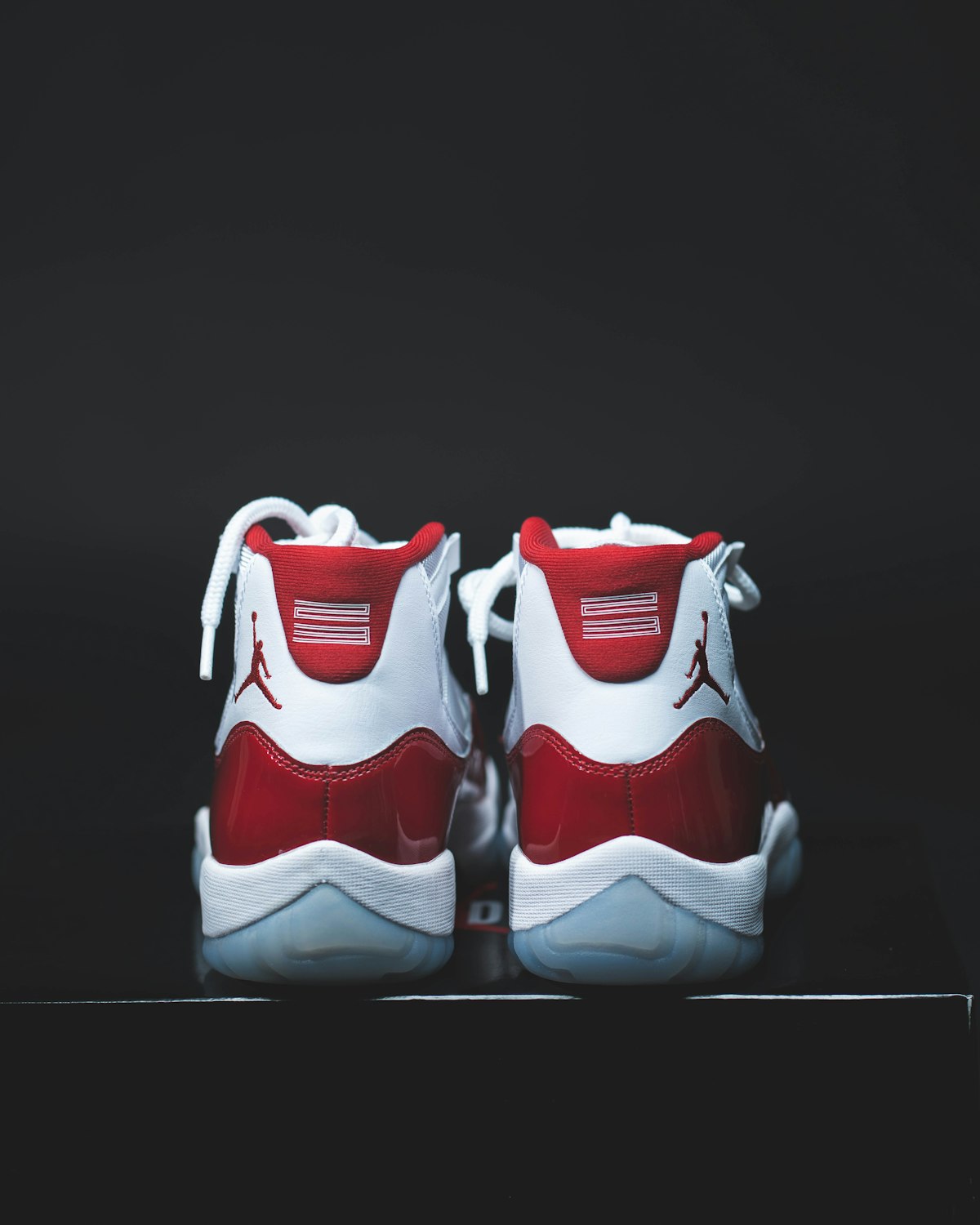 Air Jordan 11 Retro Concord